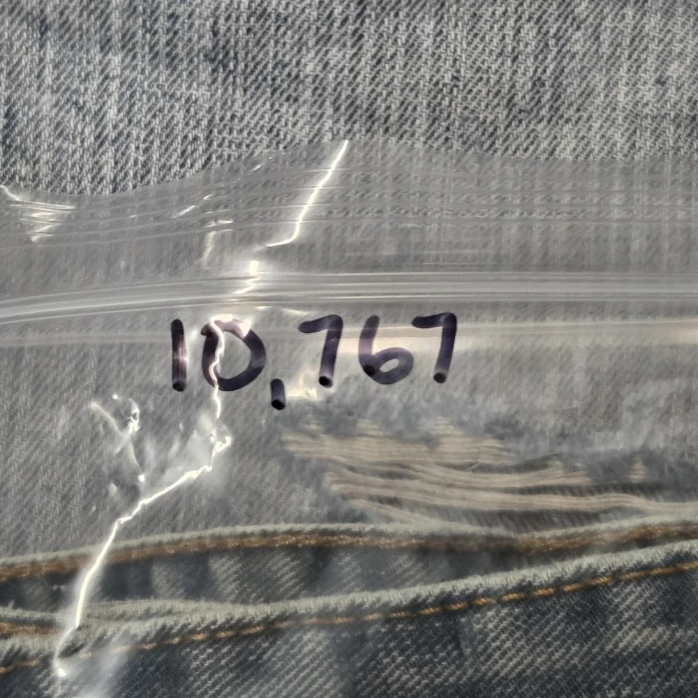 Vintage‎ Levis Engineered Shorts Mens 28 Blue Denim Light Wash 9